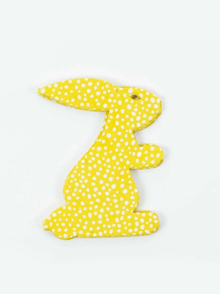 paper Easter decorations with rabbits