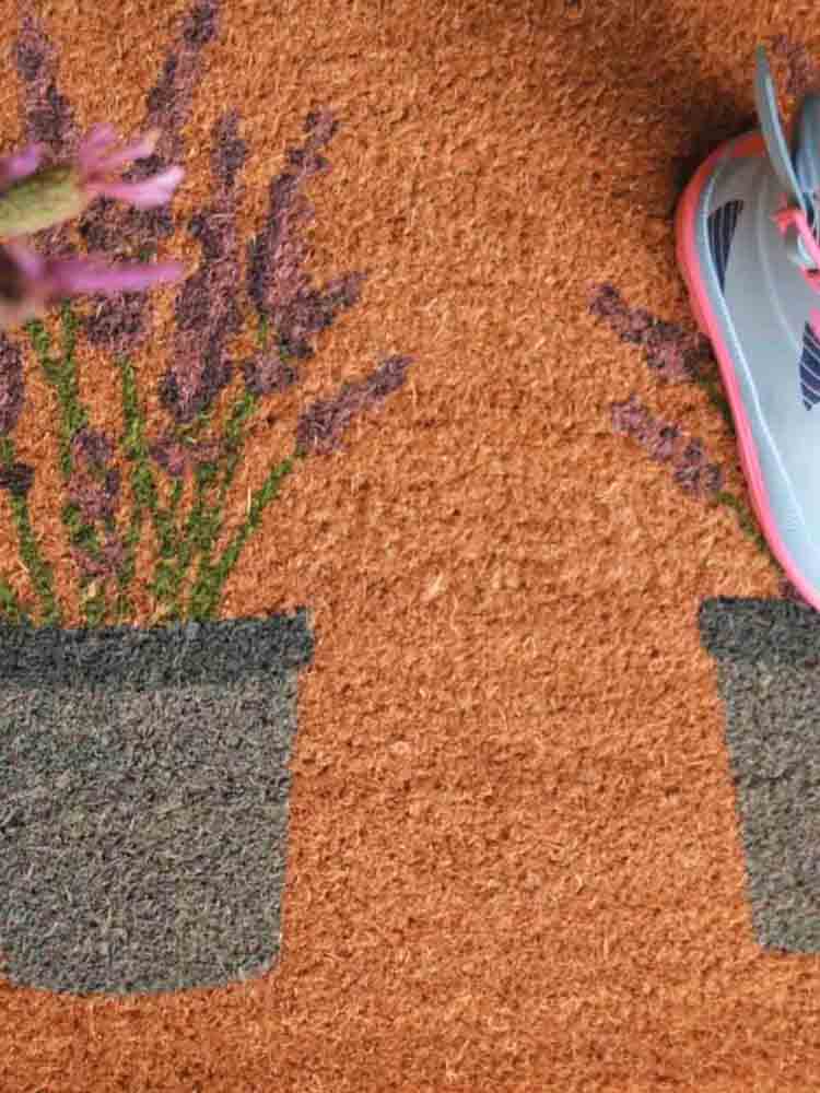 remix by Sophie doormat in coconut fiber with lavender