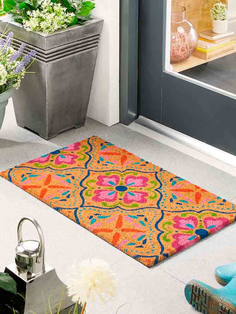 remix by sofie doormat in coconut fibers with flowers