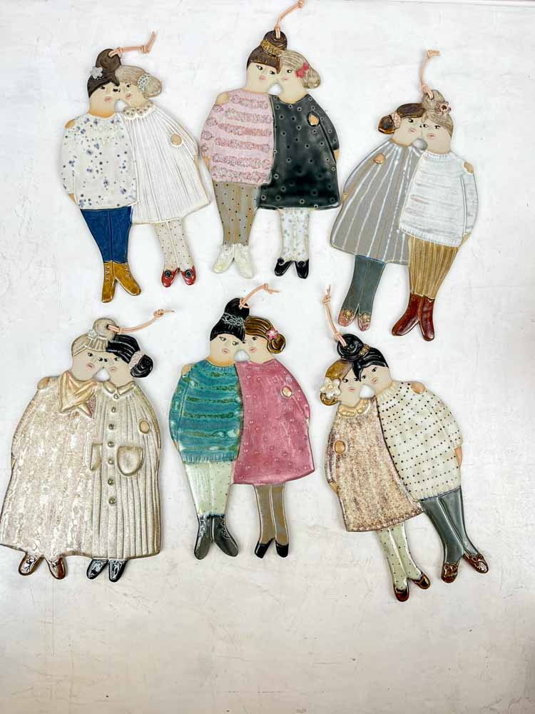 mia lindbirk wall hanging bestties