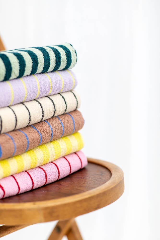 bongusta towels in organic cotton with stripes