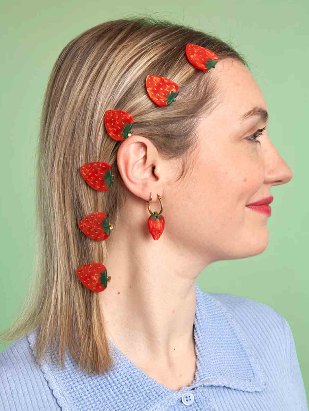 cou cou suzette hairpin strawberry (1)