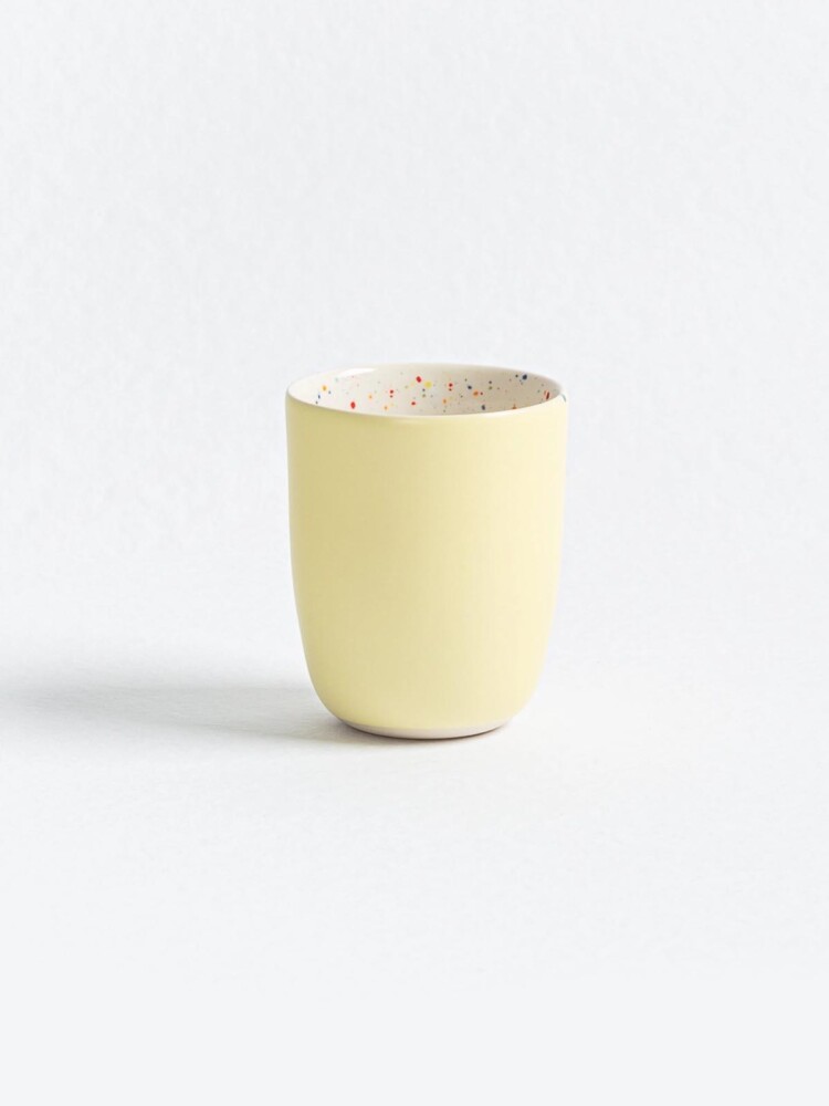 egg back home - breeze mug light yellow
