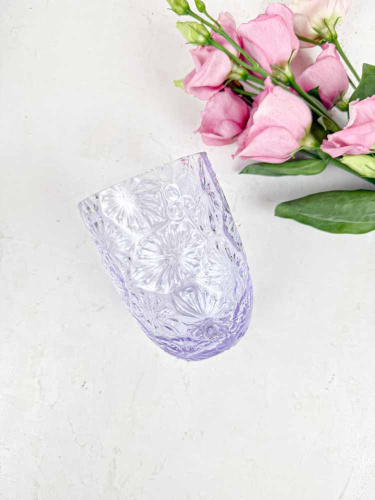 Anna von Lipa - Flower glass in lilac purple