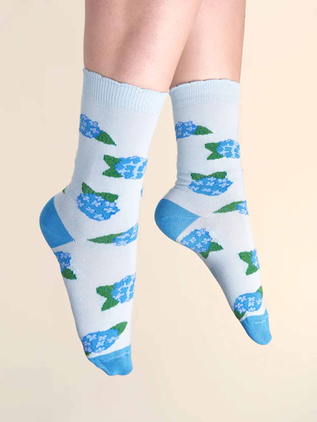 cou cou suzette stockings in blue with blue horsentia