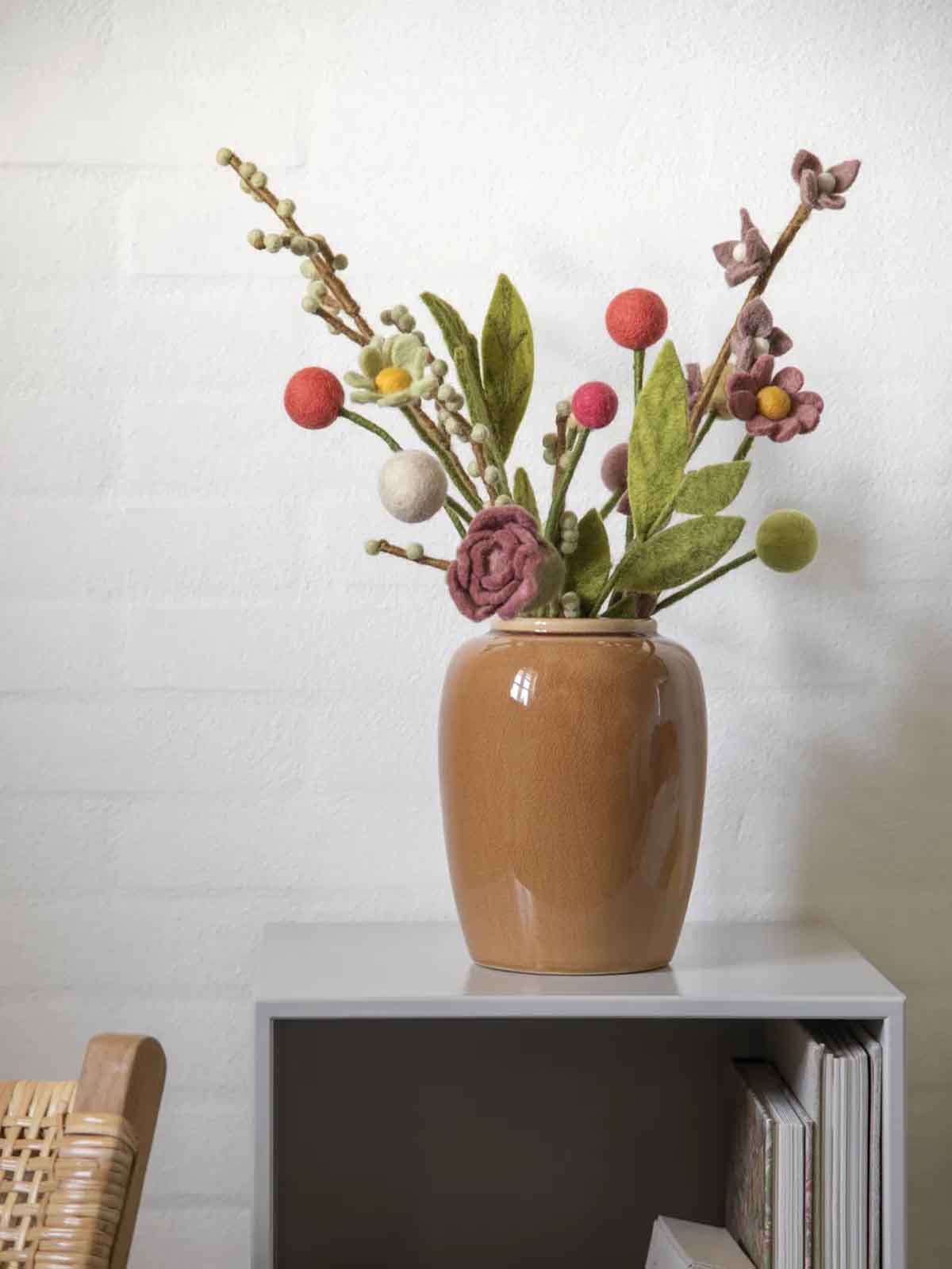 sif felt flowers
