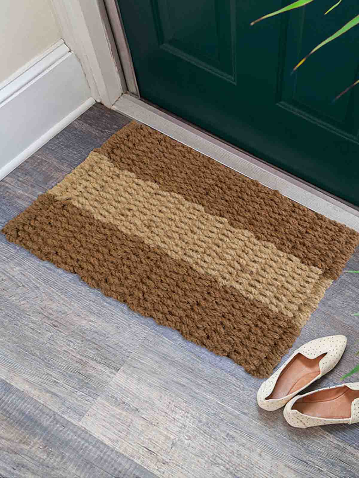handmade coconut mat with stripes (1)