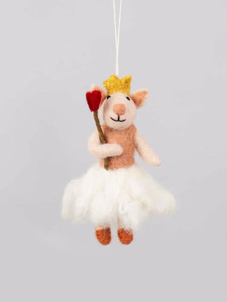 a world of craft - queen mouse (2)