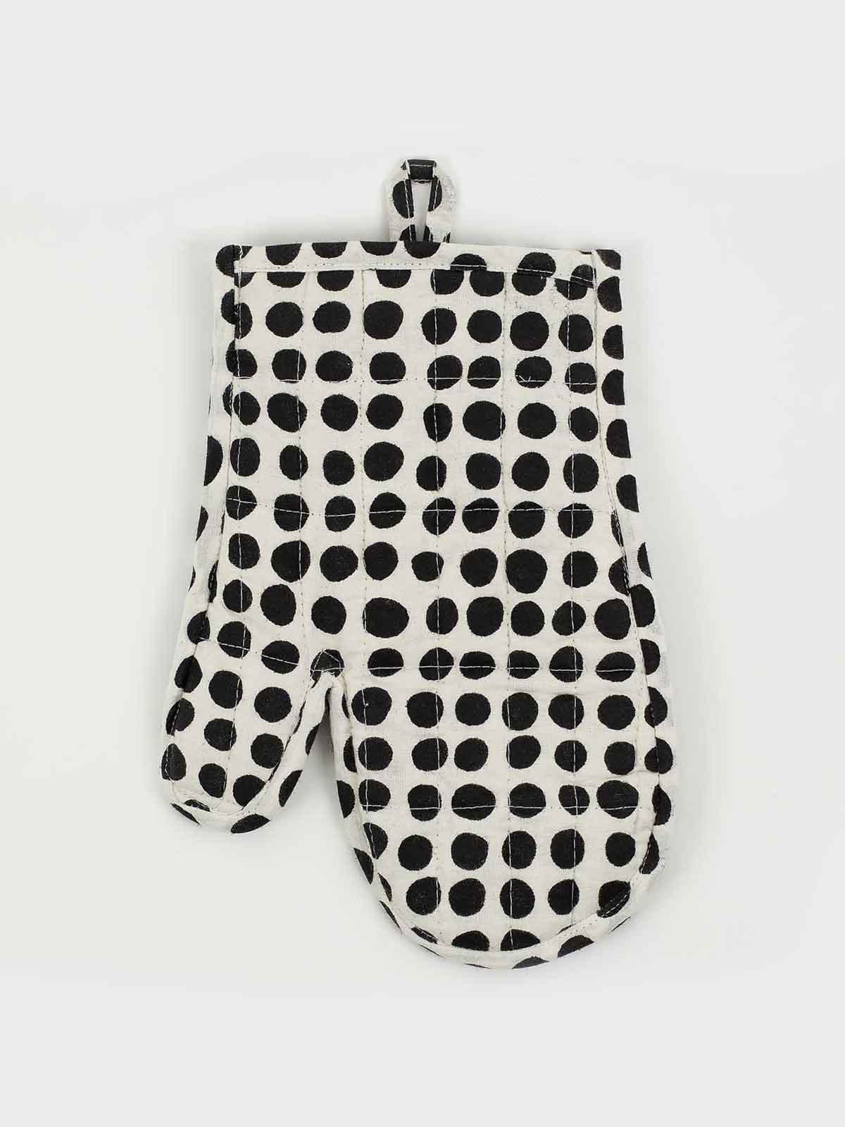 Oven glove - Dots (white with black dots)