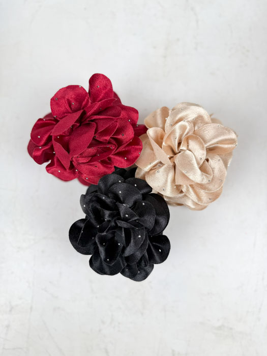 by starling silva flowers hair clip