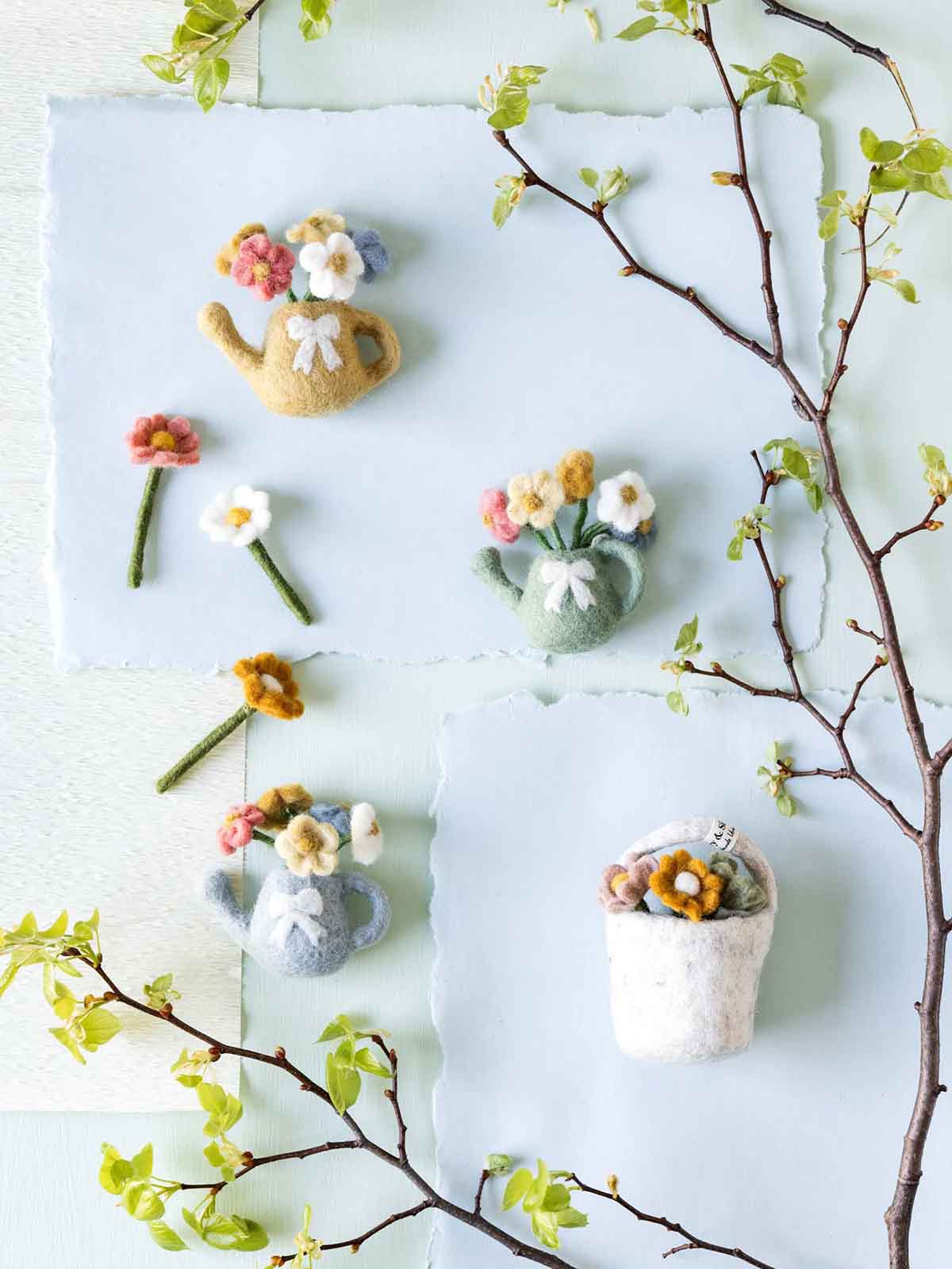 Grí and sif woolen ornaments for Easter