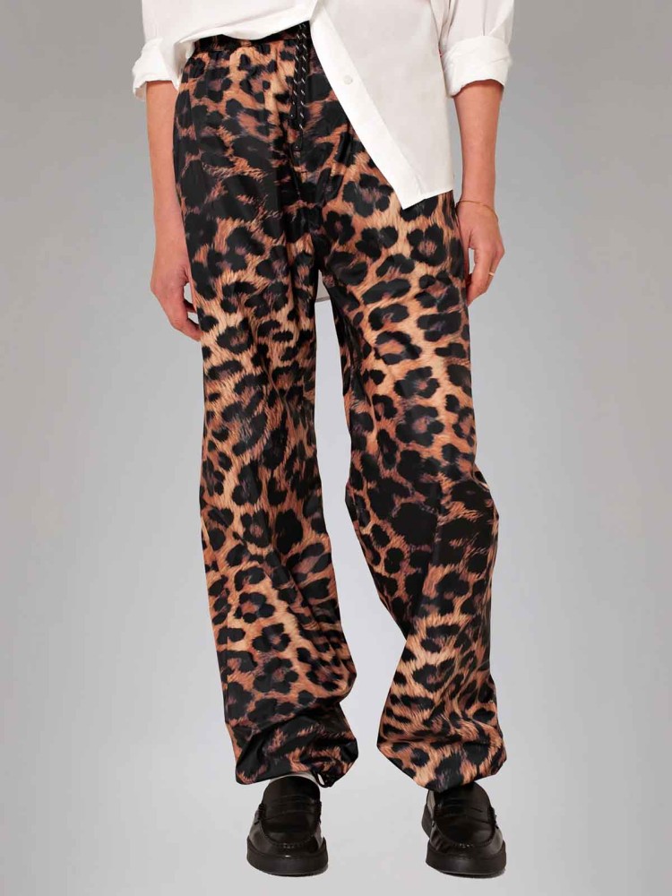 Rain ice rain pants made of recycled plastic from the sea and 100% waterproof