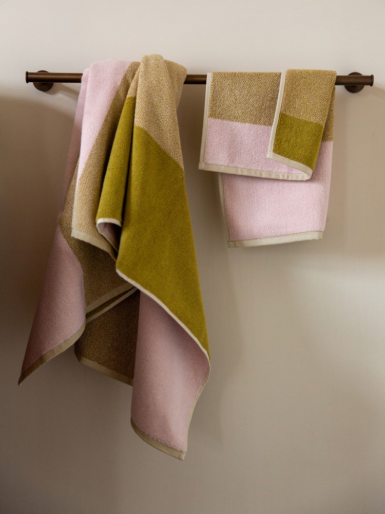 suite702 - lex pot towels at remix by Sofia