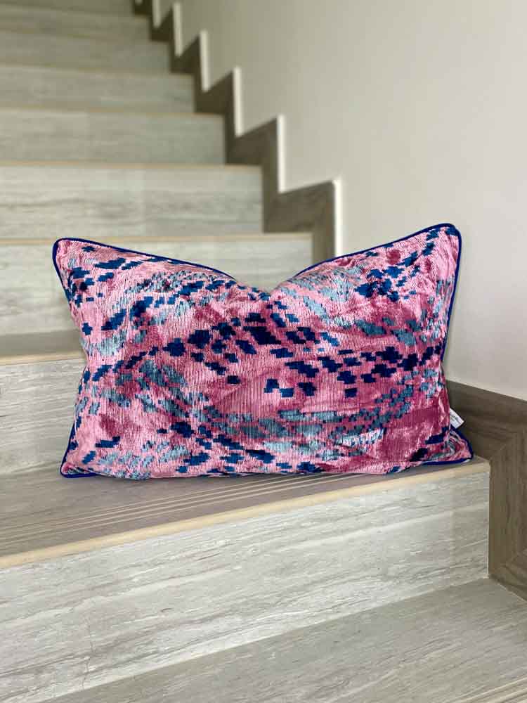 Pillowcase in IKAT silk velvet 40x60 - unicorn