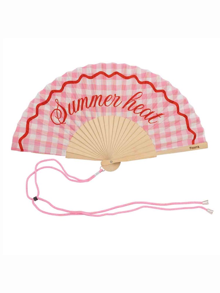 Fisura fans in different colours and patterns at Remix by Sofie