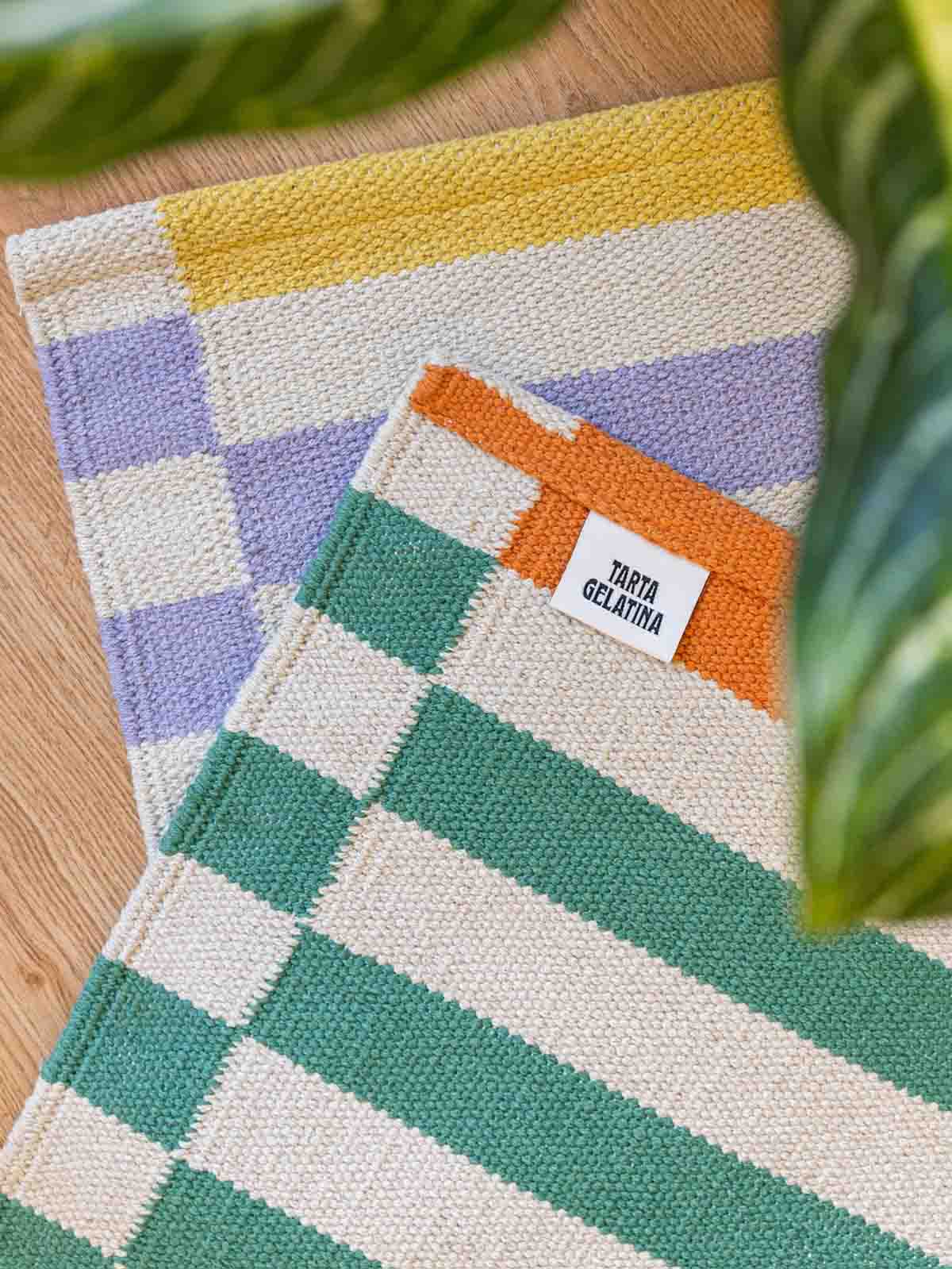 Alternative view of Cotton rug 