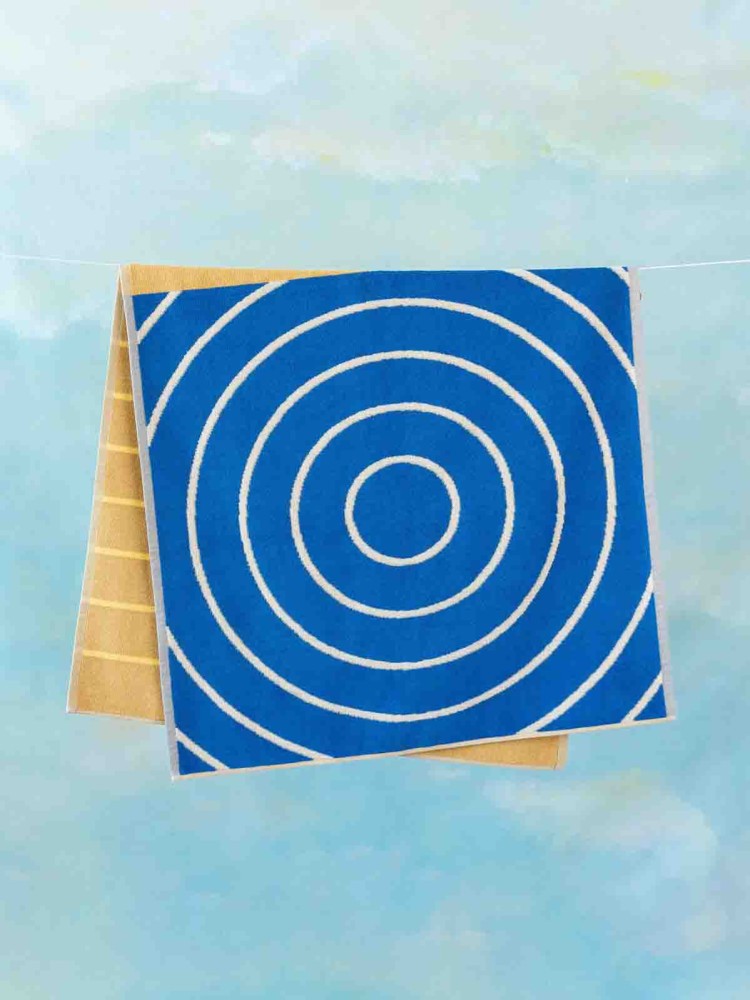 Towel 