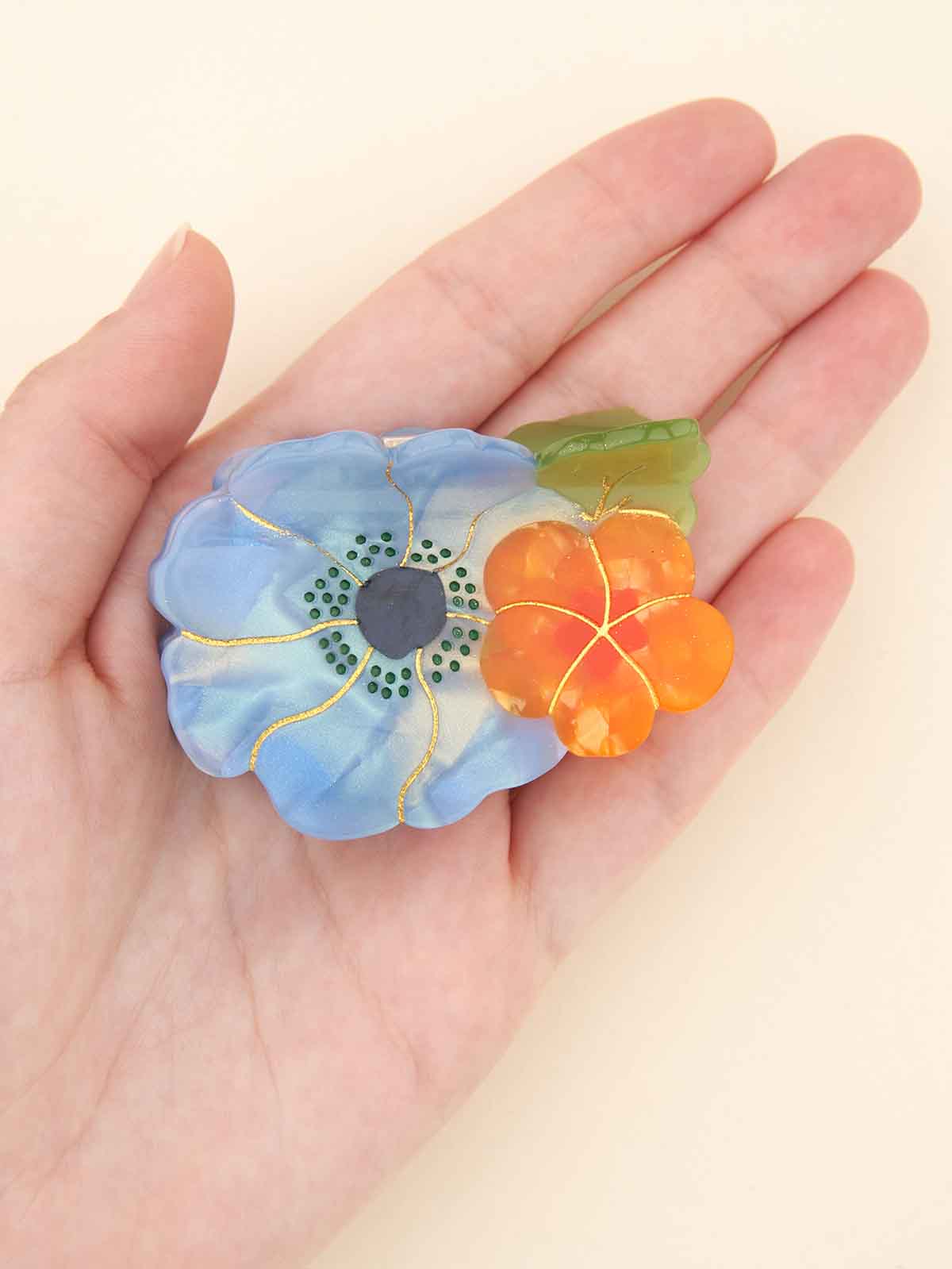 Hair clip – Blue flower