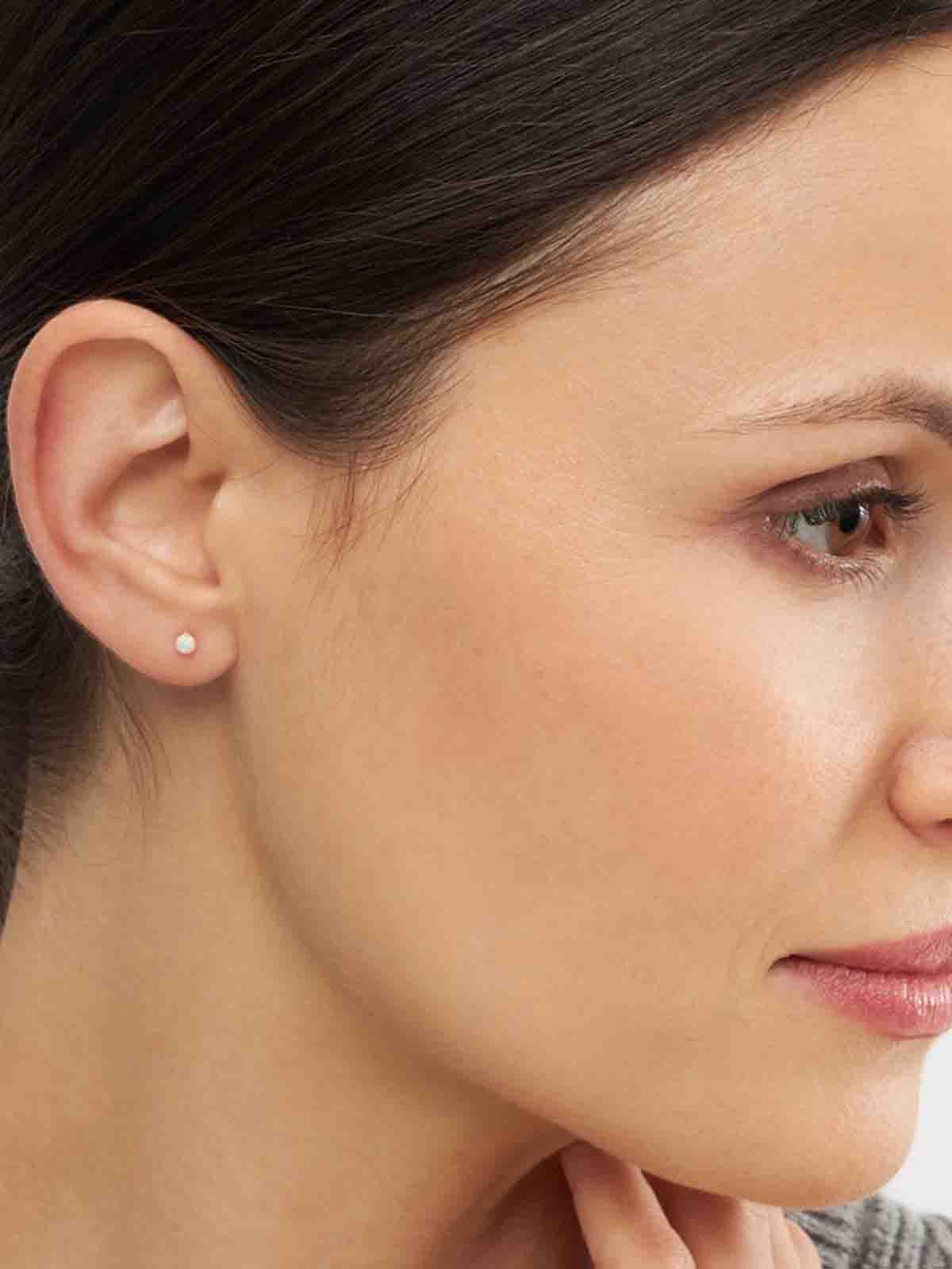 Alternative view of Ear plug - 