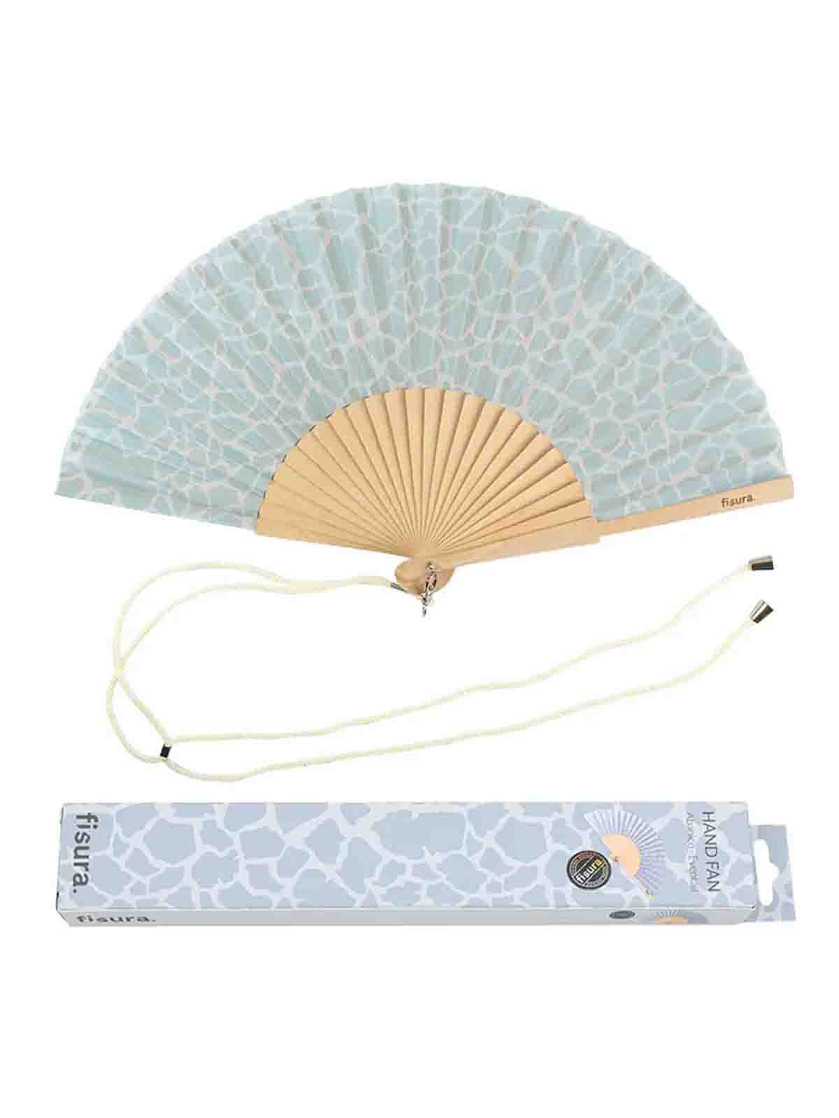 Fan - Light blue with "giraffe pattern"