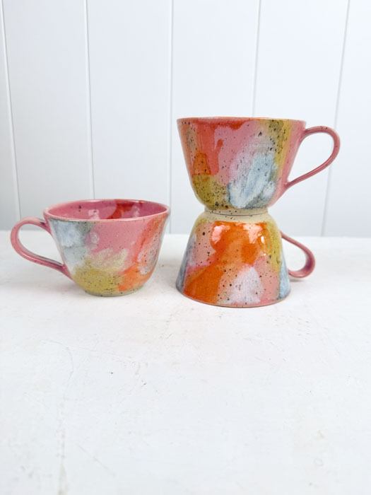 Art cup with handle