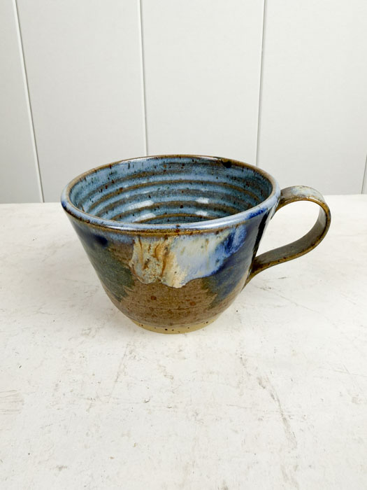 Art cup with handle 