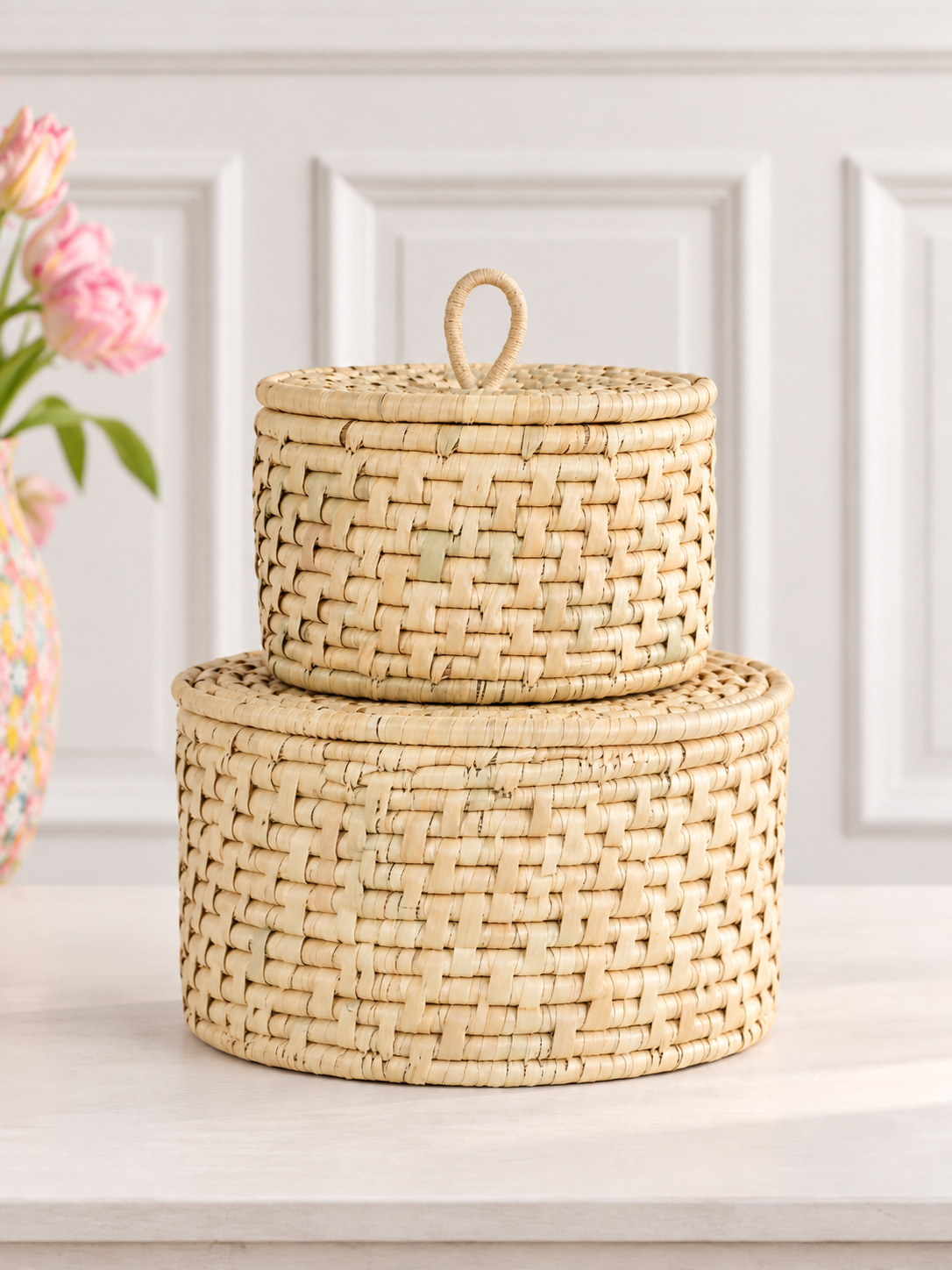 Alternative view of Palm Curve with lid & quot;Dhaka Loop& quot; (2 pieces)