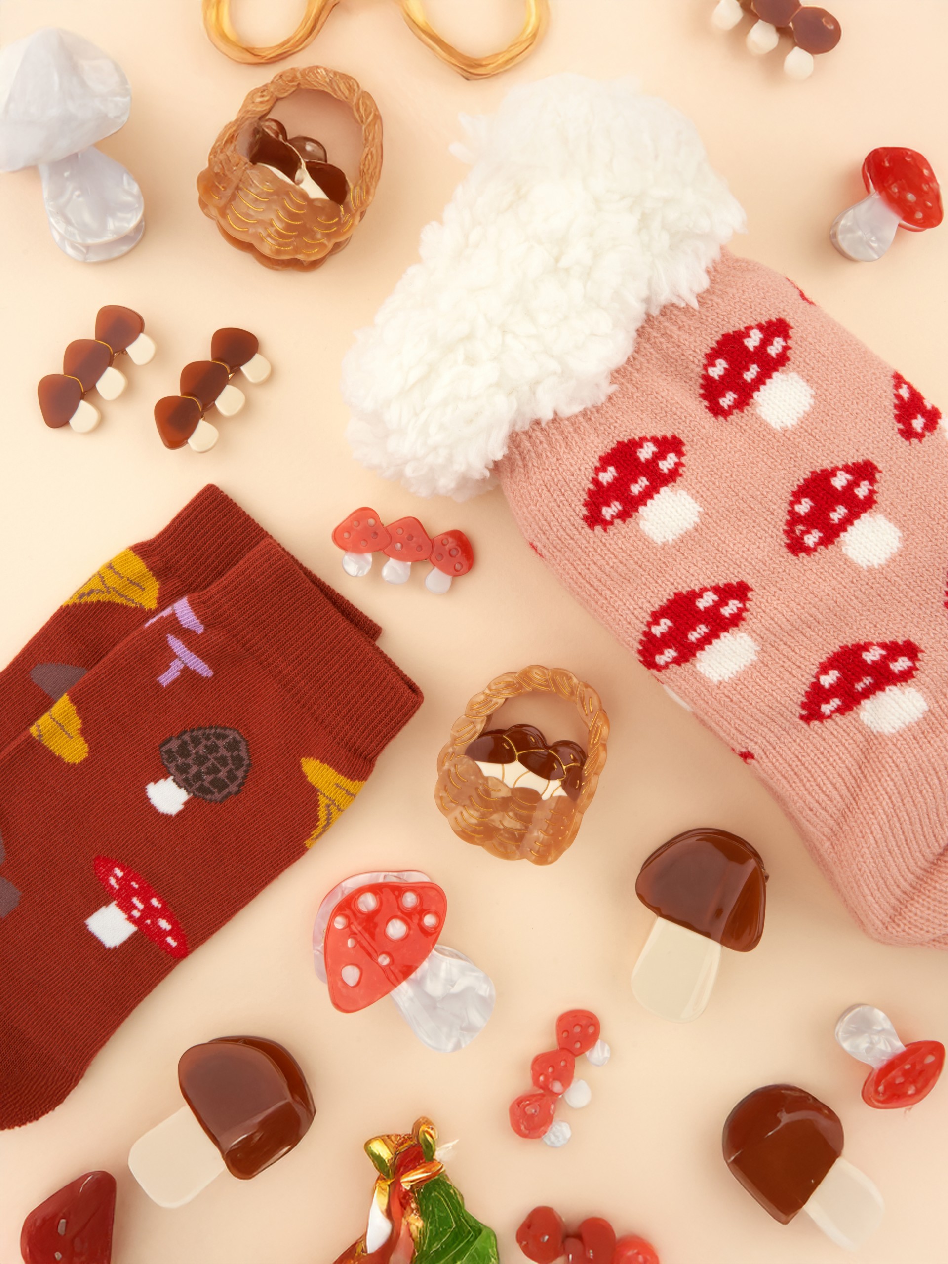 Stockings - Teracotta with hedgehog - Picture 3