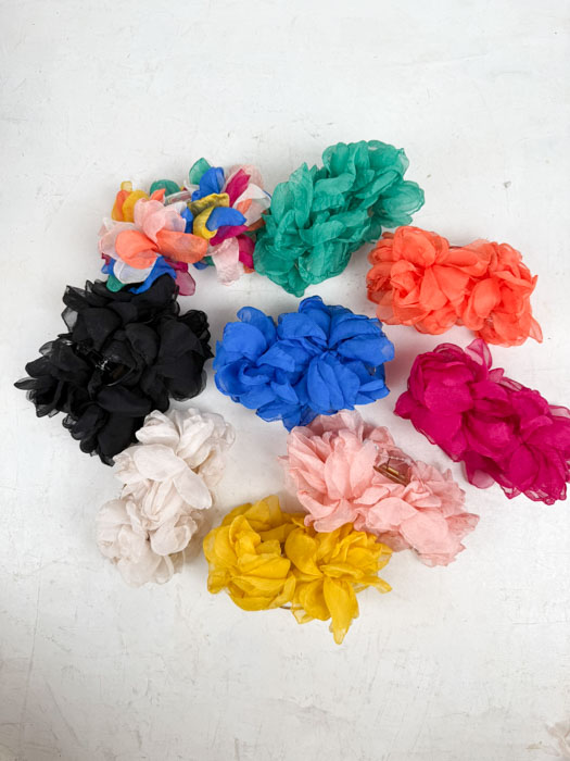 Alternative view of hair clip flower 