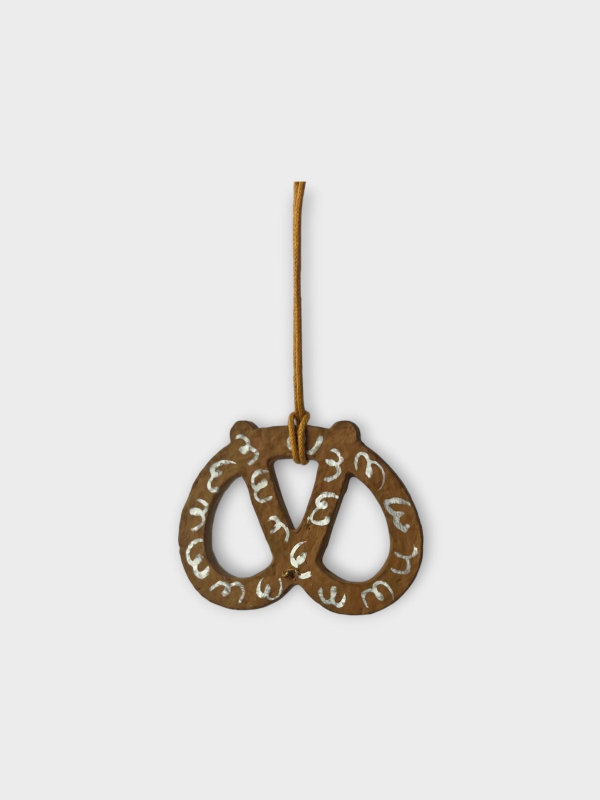 Alternative view of Kringle in cotton maché – brown