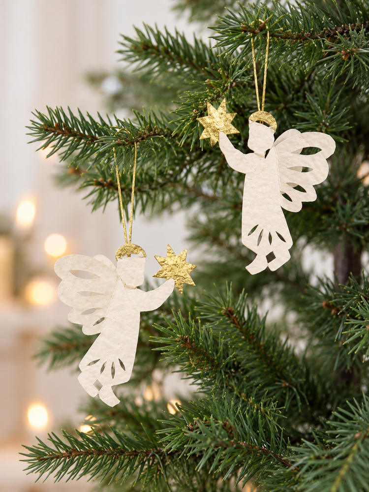 Paper suspension 